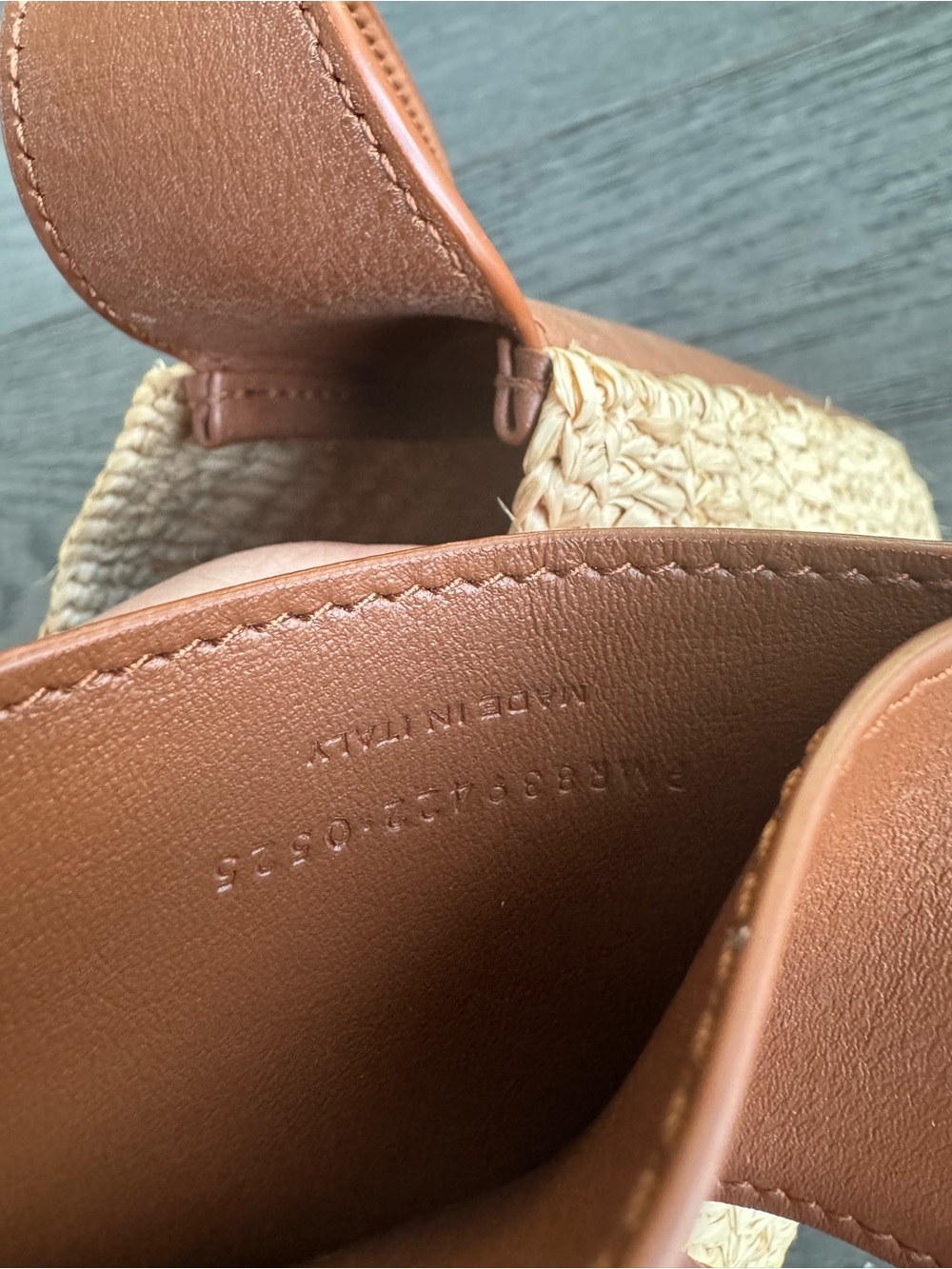 Saint Laurent Baby Le 5 A 7 Shoulder Bag in raffia and leather - Picture 9 of 12